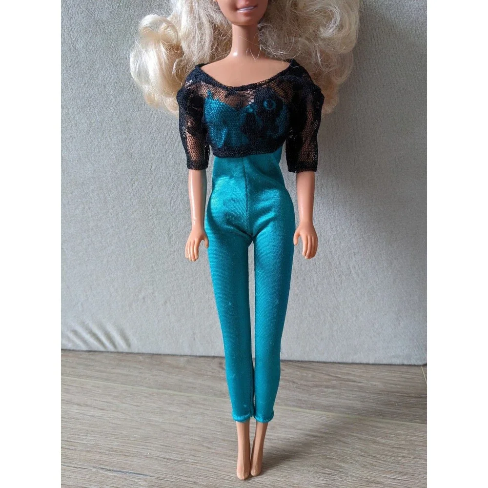 Vintage Barbie PARTY DAZZLE Fashion Mall 3098 Pink Stocking 1991 NO Doll READ